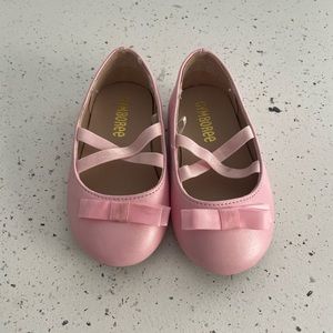 Toddler pink shoes